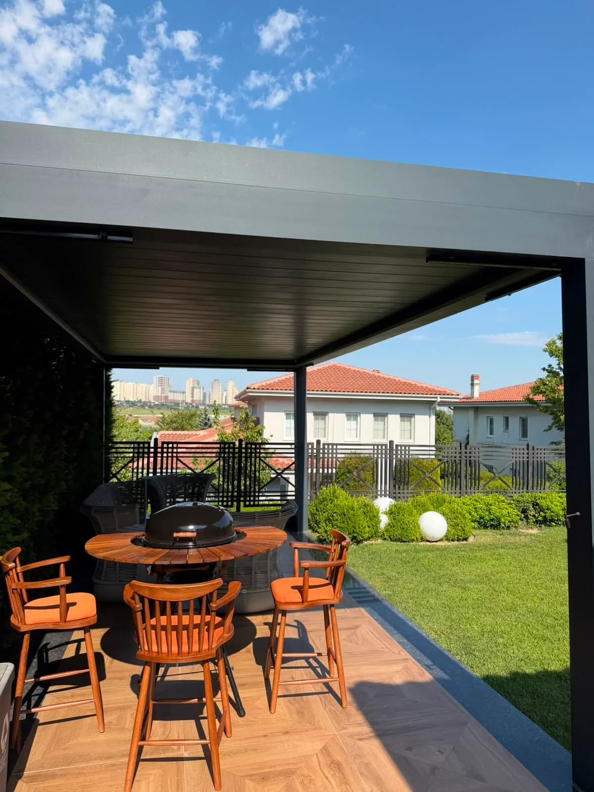 BAZZ360 sahibinin kendi bahçesinden paylaştığı fotoğraf